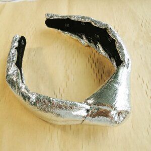 🍓 Alicia Bonnie The Precious Metals Faux Leather Knotted Headband Silver Metall
